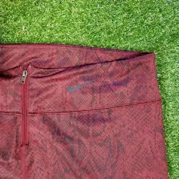 Nike Womens Sportswear Python Training Leggings Red Black Sz 3x Pull On - Picture 4 of 10